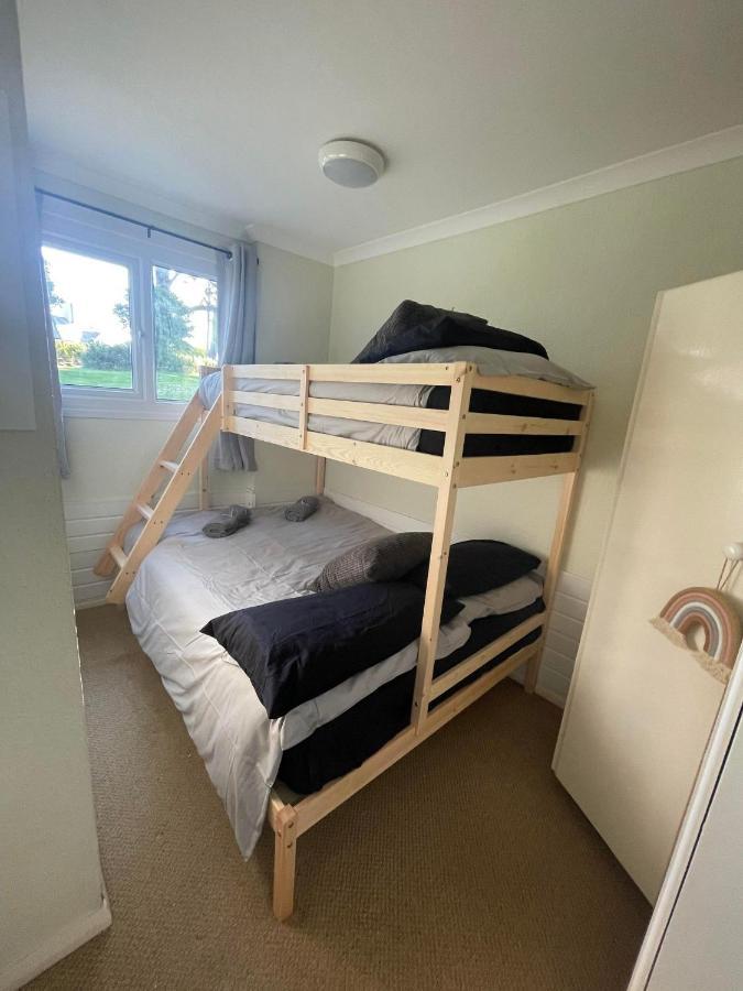 2 Bedroom Holiday Chalet Near Bude Kilkhampton Exterior foto