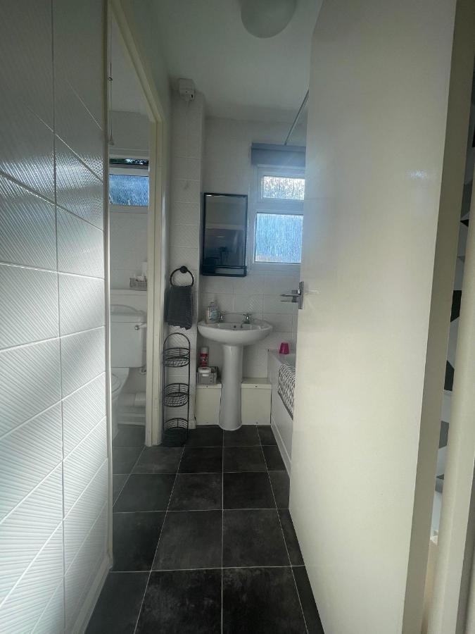 2 Bedroom Holiday Chalet Near Bude Kilkhampton Exterior foto