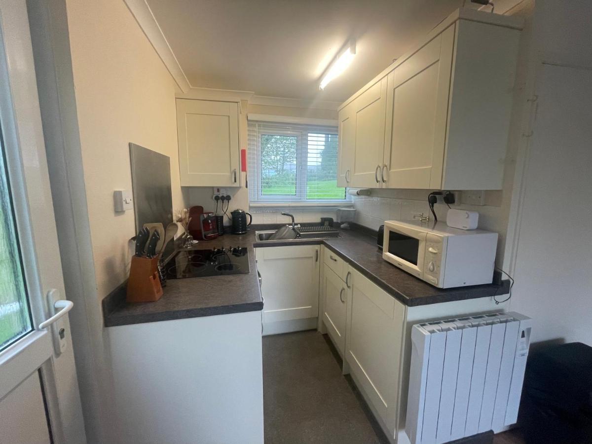 2 Bedroom Holiday Chalet Near Bude Kilkhampton Exterior foto